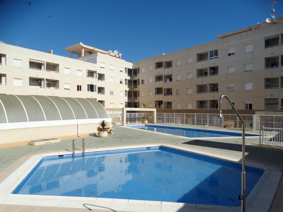 Apartamento Laguna Rosa Torrevieja Exterior photo